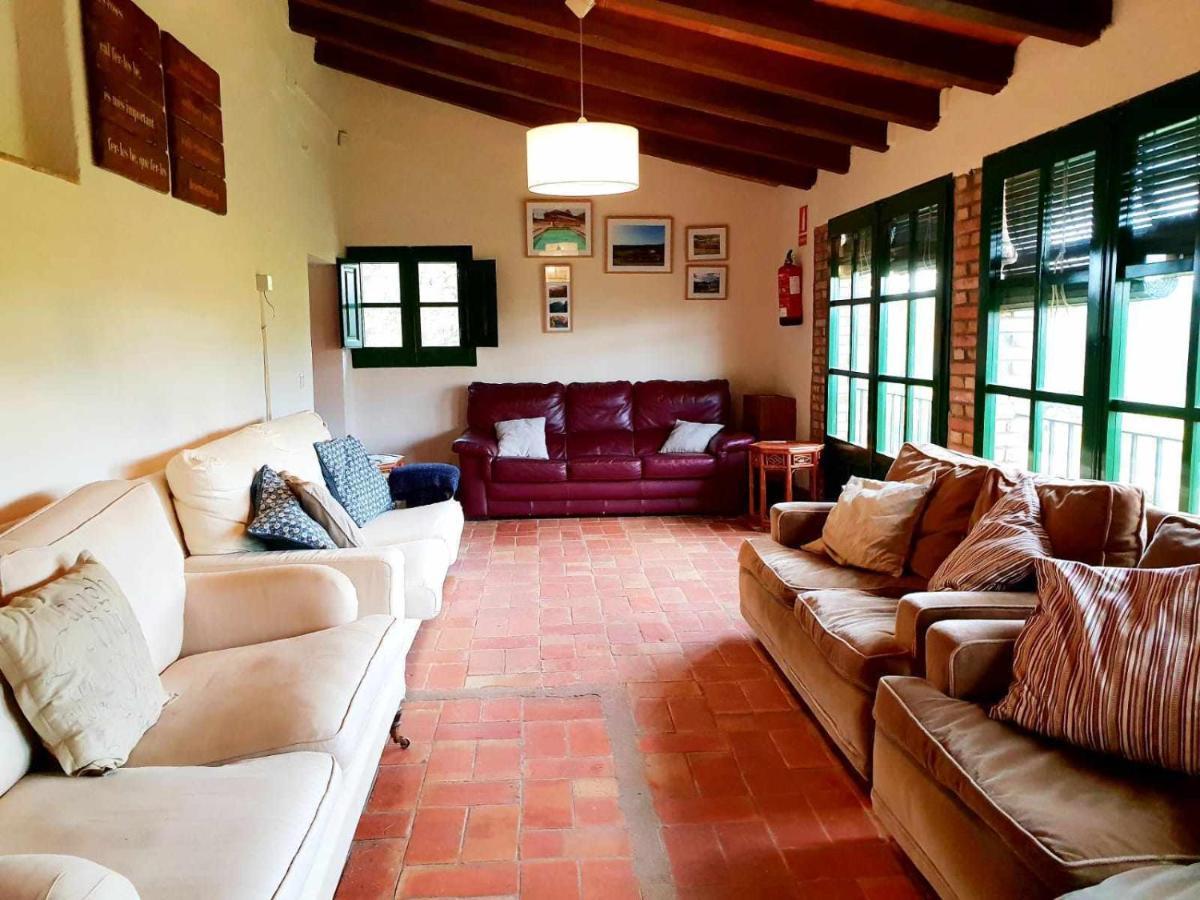 Masia Para Grupos Con Piscina Privada28 Pax Cabanelles Eksteriør billede