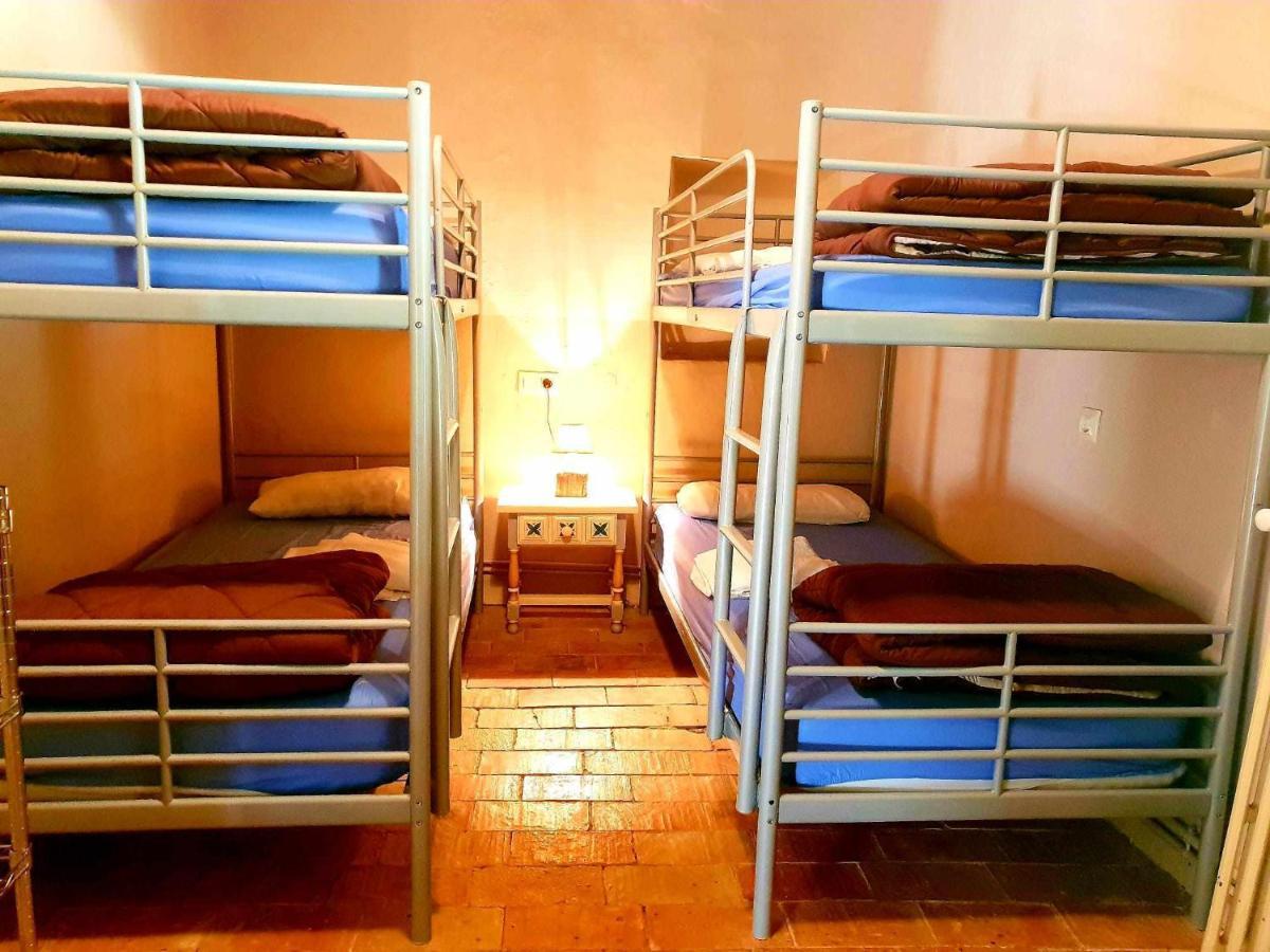 Masia Para Grupos Con Piscina Privada28 Pax Cabanelles Eksteriør billede