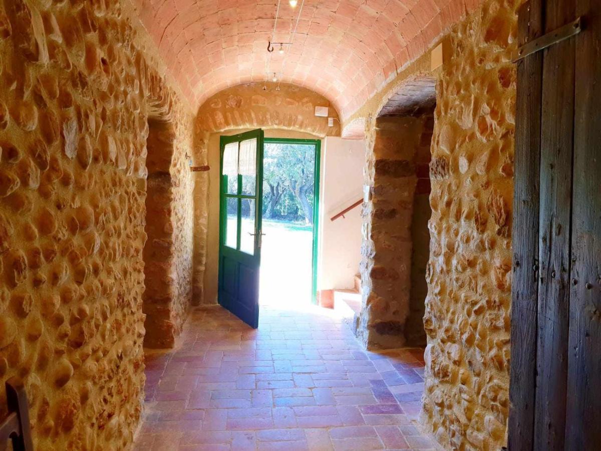 Masia Para Grupos Con Piscina Privada28 Pax Cabanelles Eksteriør billede